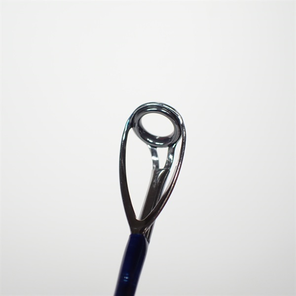 １０スパイクＳＫ７０２Ｍ